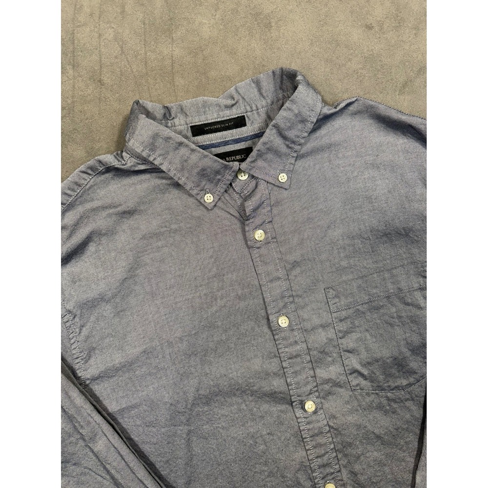 Banana Republic Untucked Slim Fit Chambray Button Down Shirt Mens XL Blue